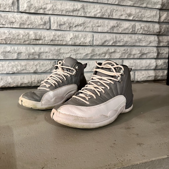 Jordan’s size 8 teen/men - Picture 3 of 6